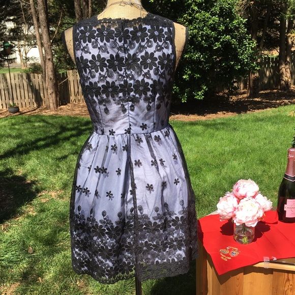 blue w/ black detail dress broken zipper - Picture 7 of 8